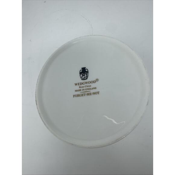FORGET ME NOT Wedgwood Covered Sugar 3.5" tall made in England - Picture 3 of 4